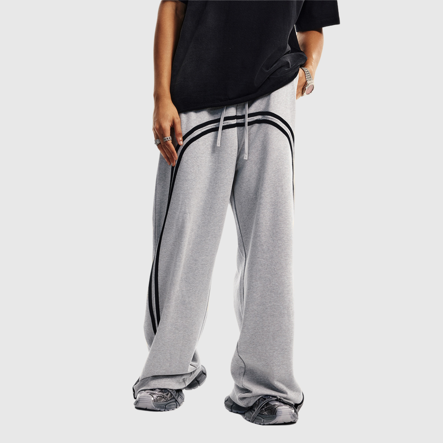 BAGGY SWEATPANTS