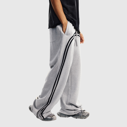 BAGGY SWEATPANTS